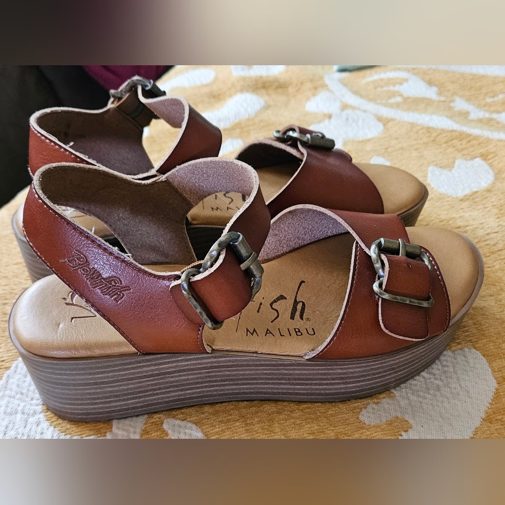Blowfish Wedges - 8